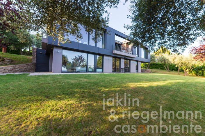 Image No.18-4 Bed Country House for sale