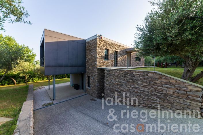 Image No.23-4 Bed Country House for sale