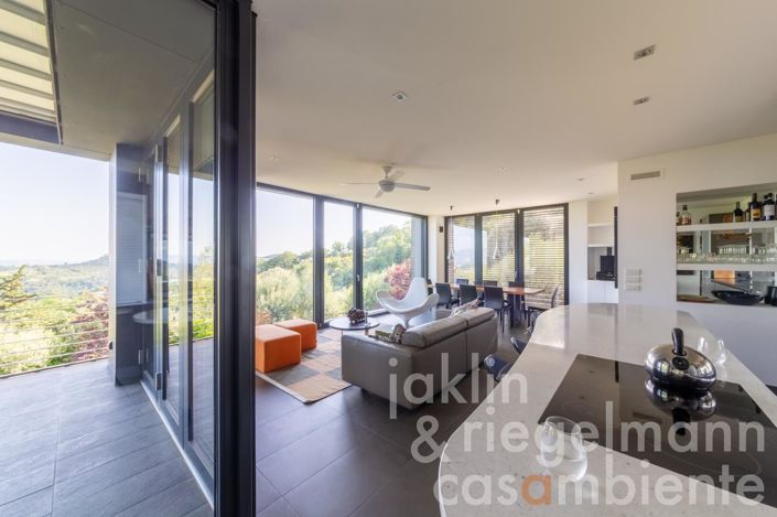 Image No.28-4 Bed Country House for sale