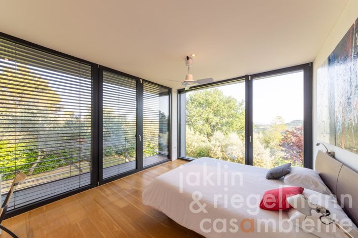 Image No.40-4 Bed Country House for sale