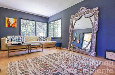 64a32c41a738am406212