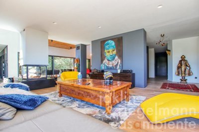 64a32b37b5ef0m406205