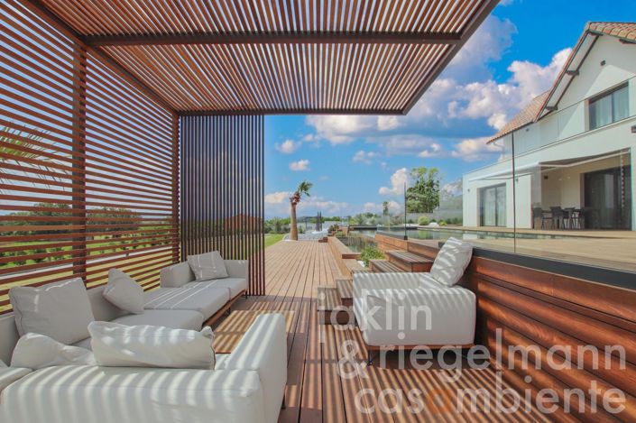 Image No.1-4 Bed Country House for sale