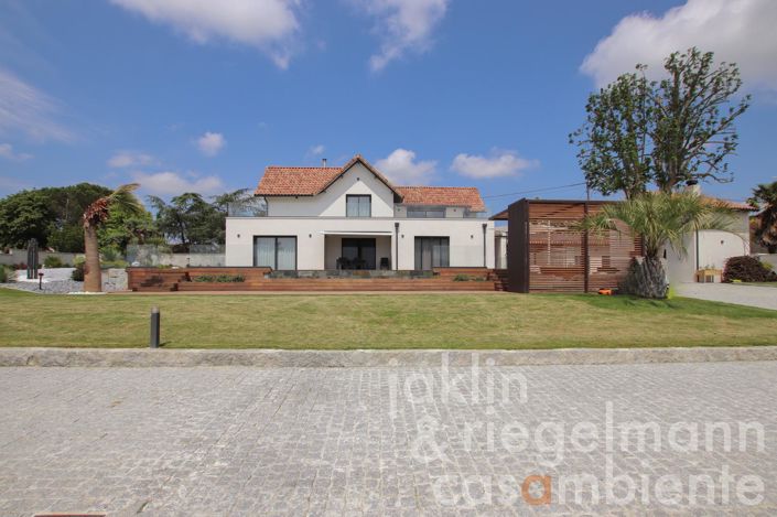 Image No.5-4 Bed Country House for sale