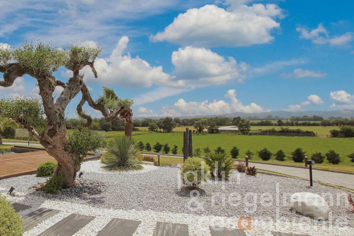 Image No.7-4 Bed Country House for sale