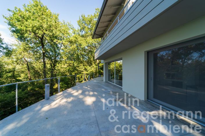 Image No.18-Maison de campagne de 3 chambres à vendre à Magione