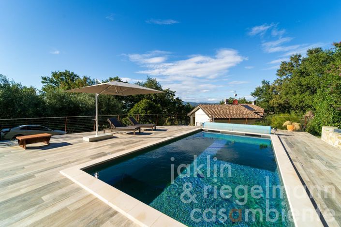 Image No.29-Maison de campagne de 3 chambres à vendre à Magione