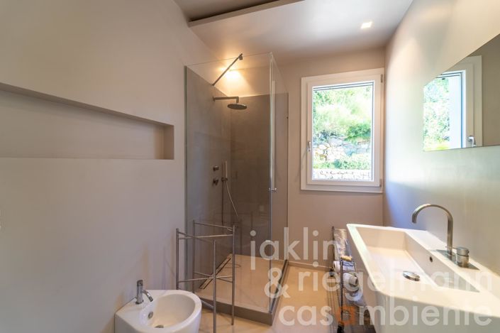 Image No.63-Maison de campagne de 3 chambres à vendre à Magione