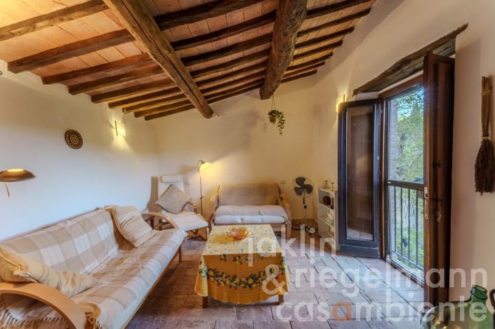 Image No.20-3 Bed Country House for sale