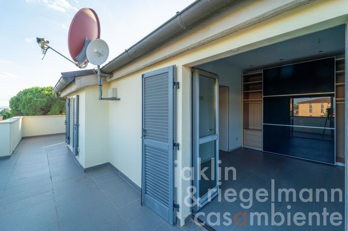 Image No.13-2 Bed Apartment for sale