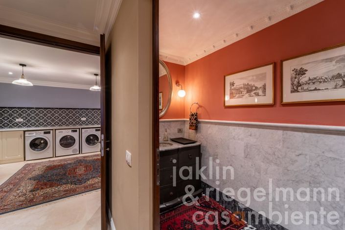 Image No.115-10 Bed Country House for sale