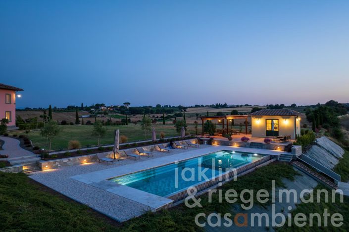 Image No.13-10 Bed Country House for sale