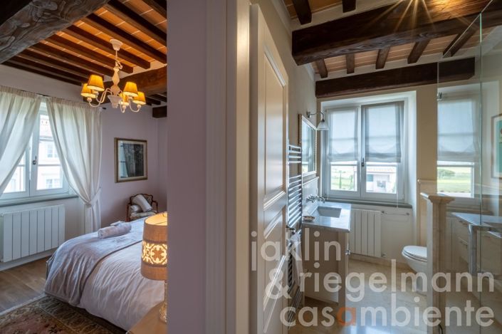 Image No.132-10 Bed Country House for sale