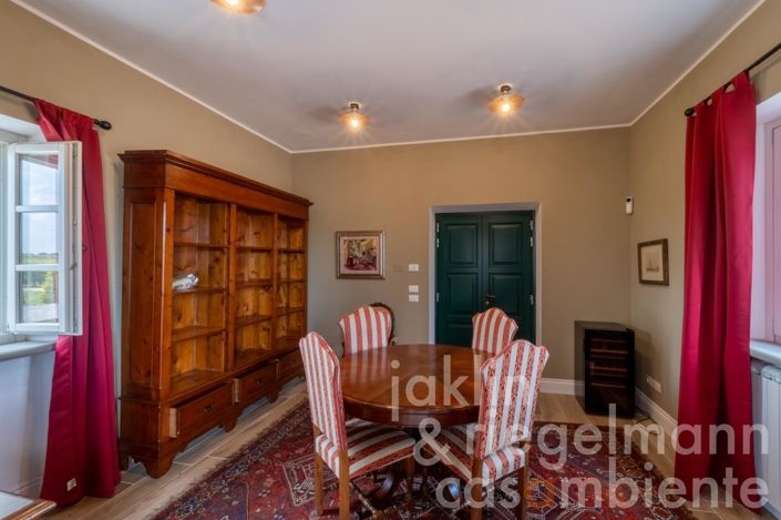 Image No.137-10 Bed Country House for sale