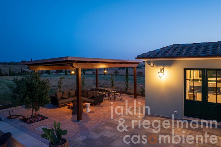 Image No.16-10 Bed Country House for sale