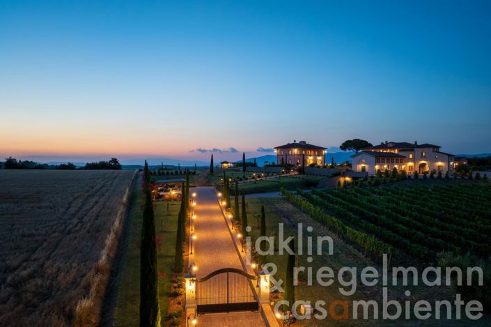 Image No.27-10 Bed Country House for sale