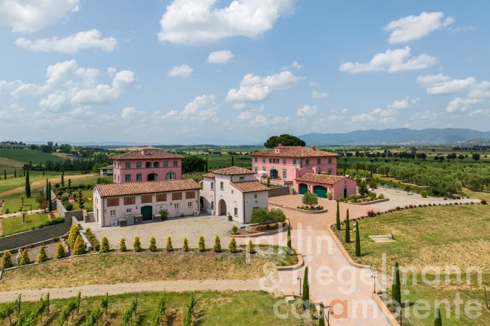 Image No.40-10 Bed Country House for sale