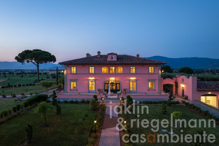 Image No.7-10 Bed Country House for sale
