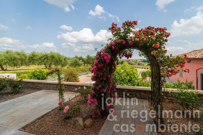 Image No.62-10 Bed Country House for sale