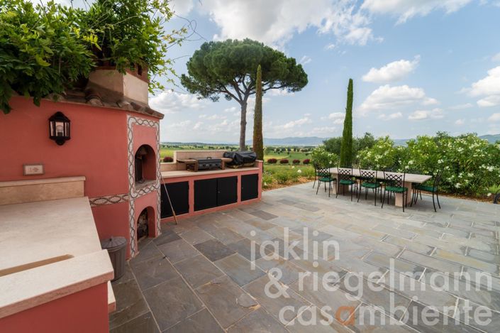 Image No.63-10 Bed Country House for sale