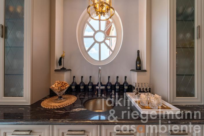 Image No.78-10 Bed Country House for sale