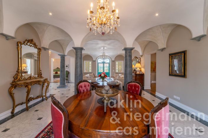 Image No.80-10 Bed Country House for sale