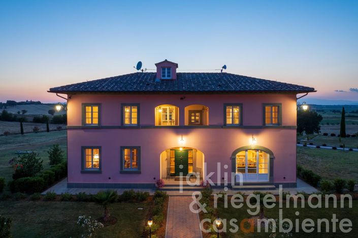 Image No.10-10 Bed Country House for sale