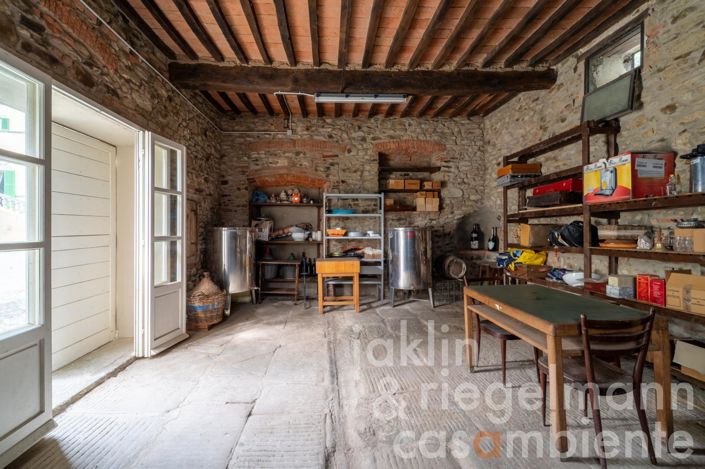 Image No.102-10 Bed Villa for sale