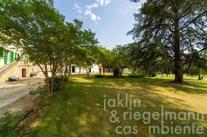 Image No.15-10 Bed Villa for sale