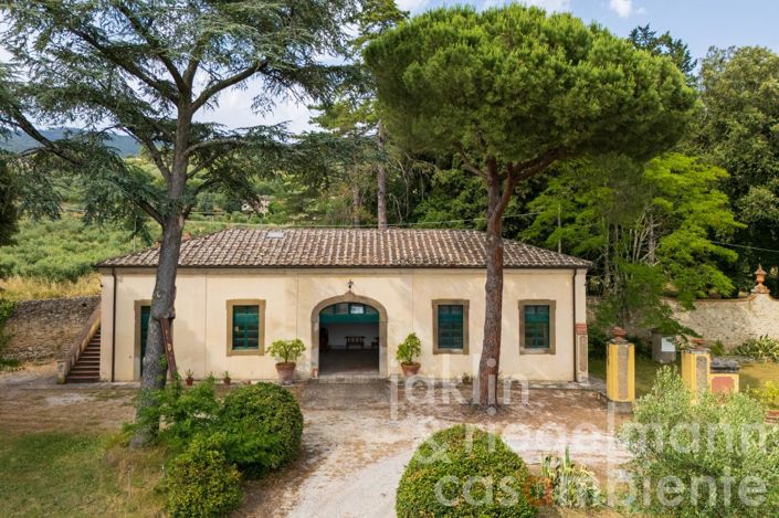 Image No.29-10 Bed Villa for sale