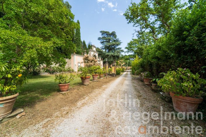 Image No.35-10 Bed Villa for sale