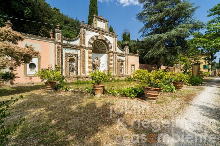 Image No.36-10 Bed Villa for sale