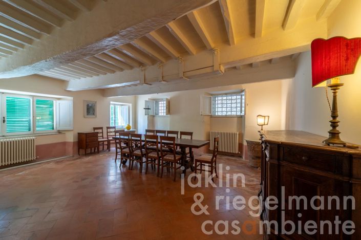 Image No.54-10 Bed Villa for sale