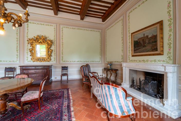 Image No.63-10 Bed Villa for sale