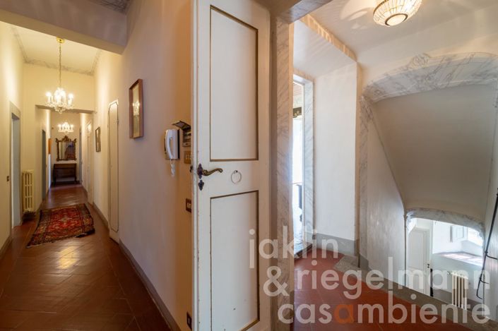 Image No.68-10 Bed Villa for sale