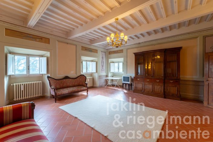 Image No.85-10 Bed Villa for sale