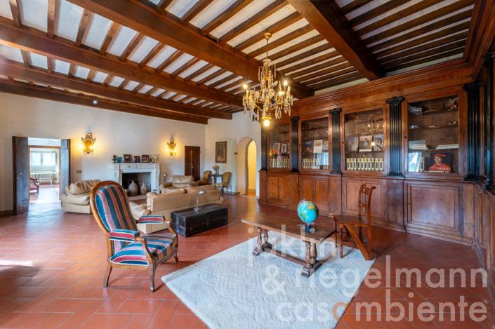 Image No.89-10 Bed Villa for sale