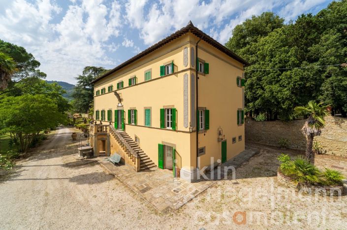 Image No.9-10 Bed Villa for sale