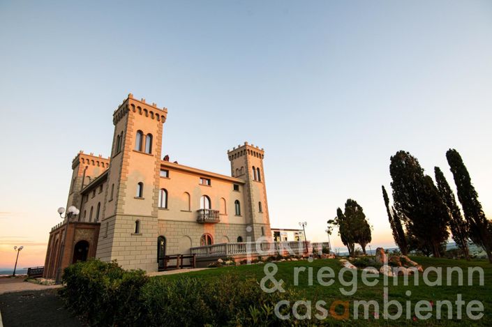 Image No.10-19 Bed Chateaux for sale