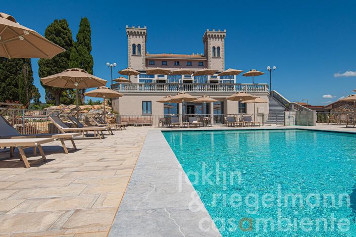 Image No.14-19 Bed Chateaux for sale