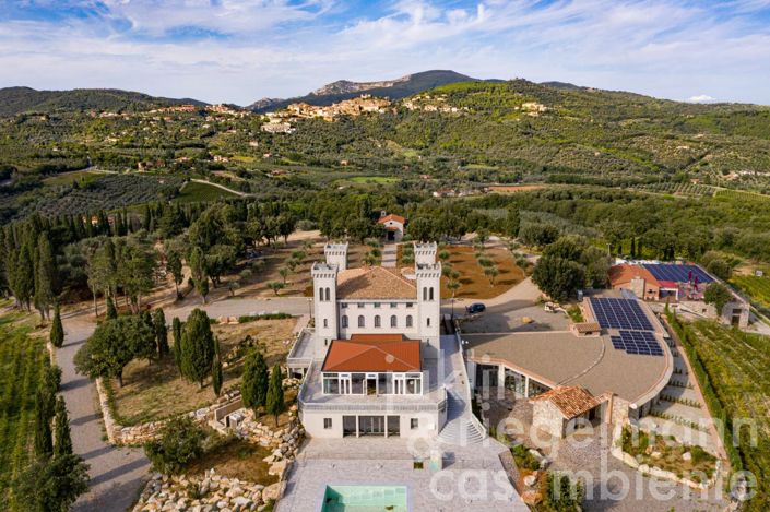 Image No.3-19 Bed Chateaux for sale