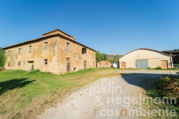 Image No.1-Maison de campagne à vendre à Cortona