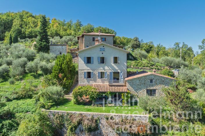 Image No.11-Maison de campagne de 4 chambres à vendre à Umbertide