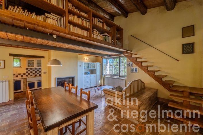 Image No.20-4 Bed Country House for sale