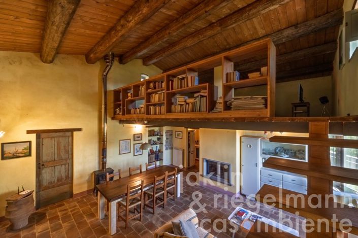 Image No.25-4 Bed Country House for sale