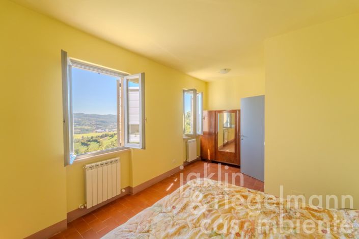 Image No.33-4 Bed Country House for sale