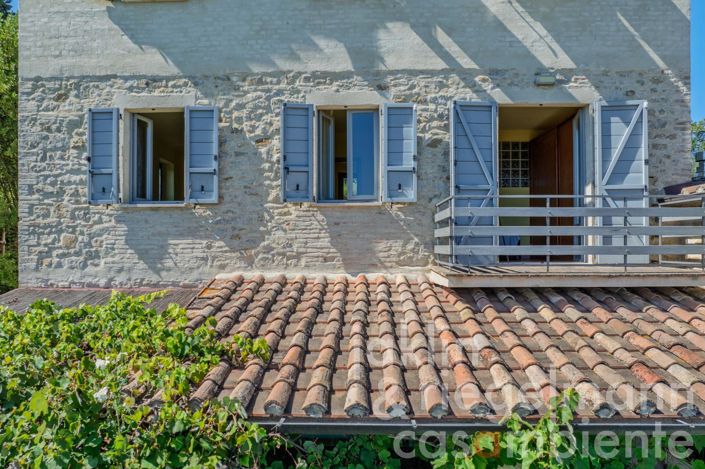 Image No.9-Maison de campagne de 4 chambres à vendre à Umbertide