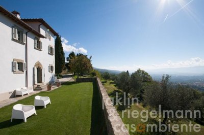 1 - Castelfranco di Sopra, Villa