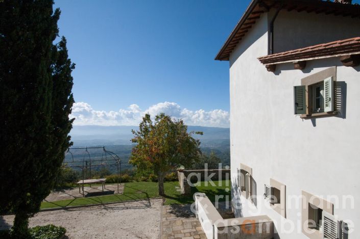 Image No.19-3 Bed Villa for sale