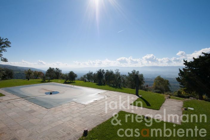 Image No.23-3 Bed Villa for sale